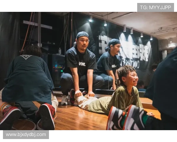 成都街舞队的奋斗与荣耀:一段不平凡的突破之旅