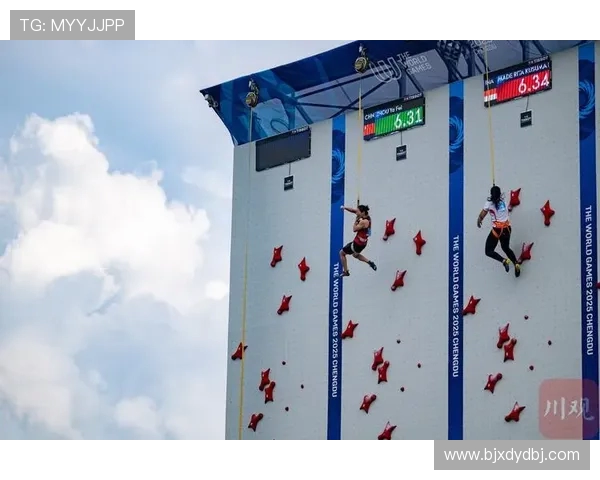 杭州攀岩队与南京攀岩队赛后复盘分析比赛节奏与战术对比