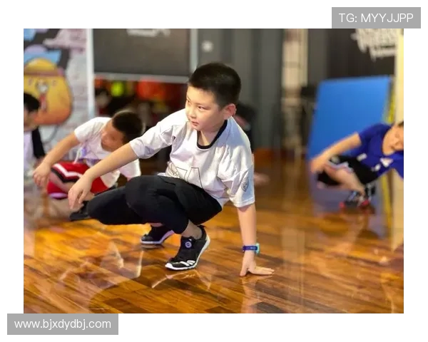 街舞逆袭：上海街舞队的奋斗与荣耀之路全景纪实