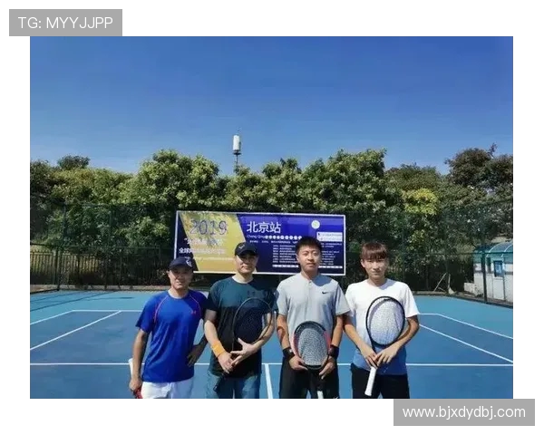 赛后分析：北京网球队与深圳网球队的默契配合与战术探讨